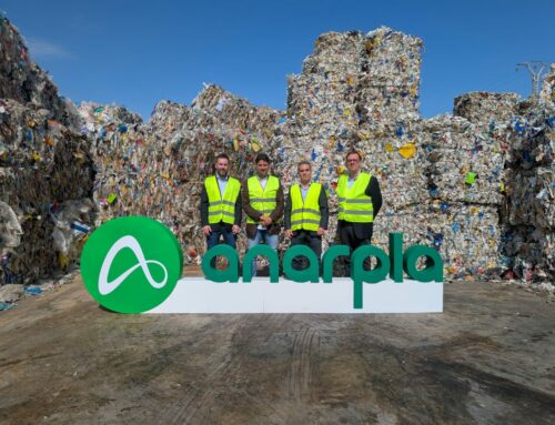 La Generalitat Valenciana celebra con ANARPLA el Día Mundial del Reciclaje y visita las instalaciones de Eslava Plásticos.